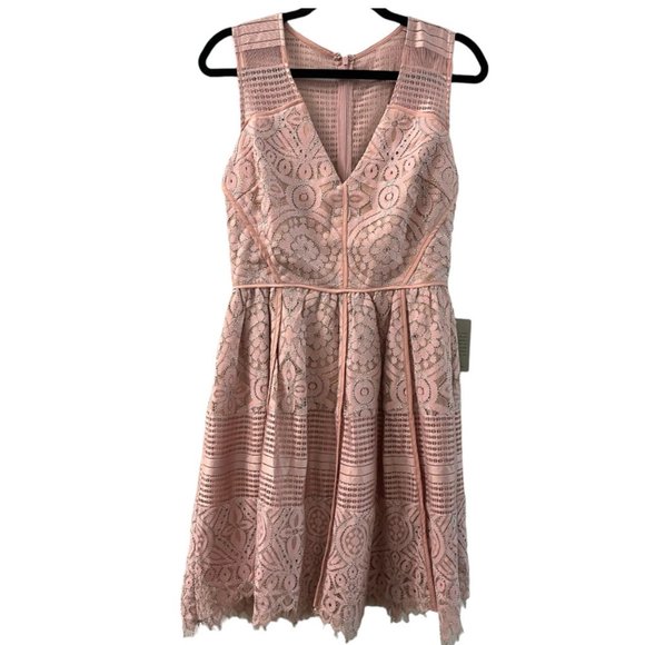 NWT Adelyn Rae Estelle Lace Fit and Flare Dress Mauve Size Medium - Picture 3 of 4